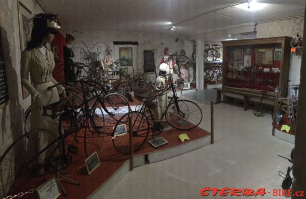 206 - Musée du vélo Brouage