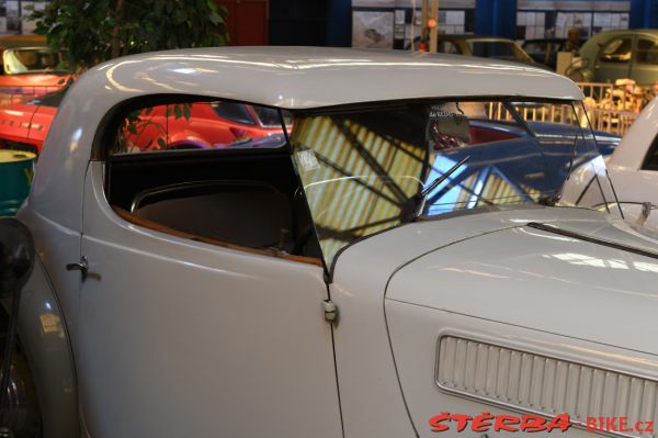 214 - Reims Automobile musée