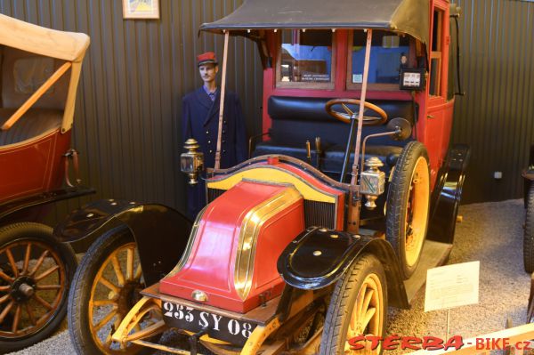 214 - Reims Automobile musée