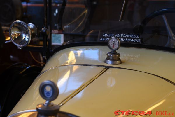 214 - Reims Automobile musée