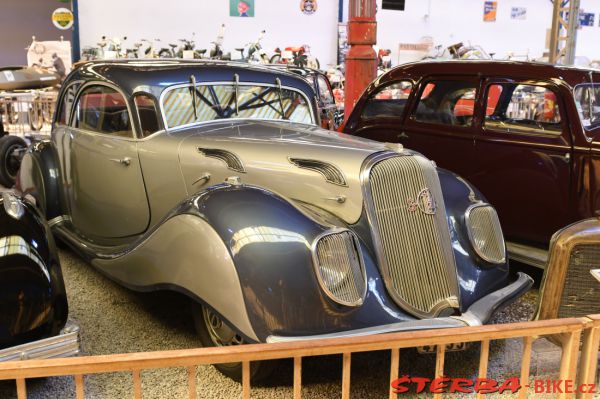 214 - Reims Automobile musée
