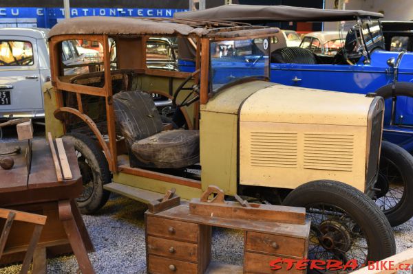 214 - Reims Automobile musée