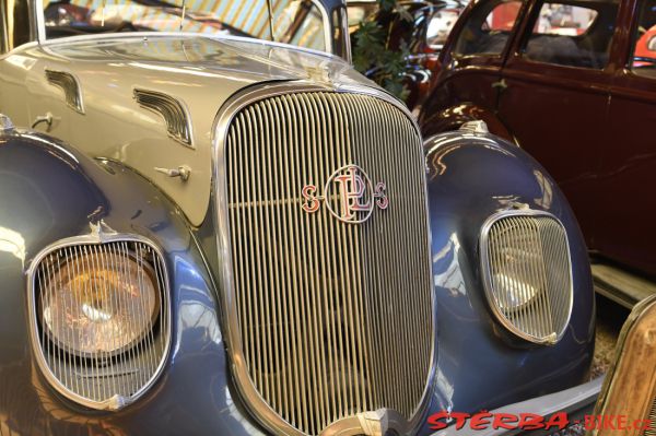 214 - Reims Automobile musée