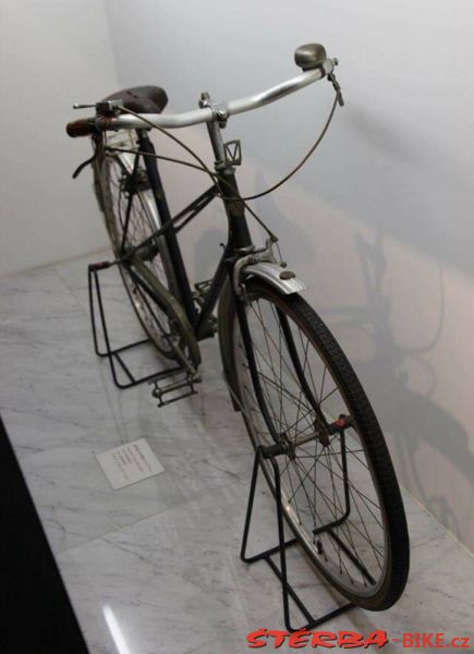 19/B - Bicycle Museum Cycle Center Osaka - Japan
