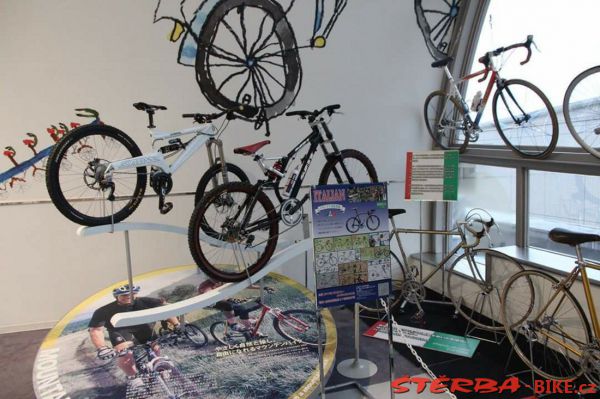 19/B - Bicycle Museum Cycle Center Osaka - Japonsko