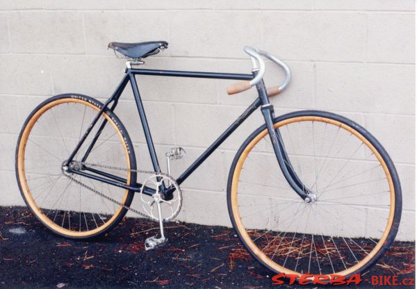 219/A - Gary COOK collection