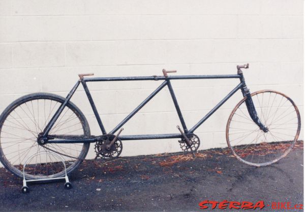 219/A - Gary COOK collection