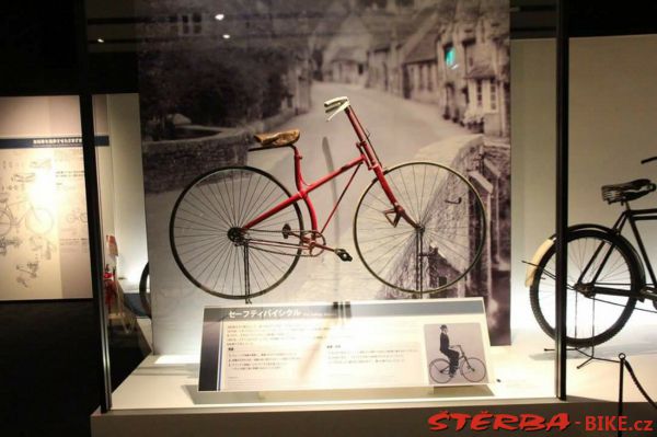 19/B - Bicycle Museum Cycle Center Osaka - Japonsko