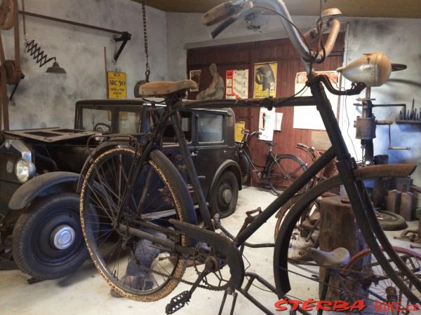 217/B - Musée Automobile de Vendée