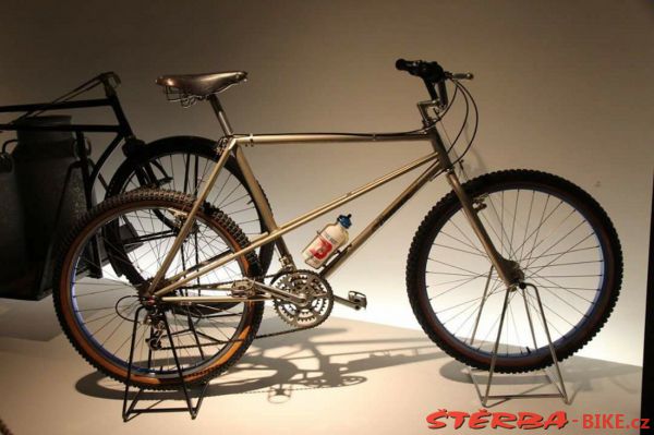 19/B - Bicycle Museum Cycle Center Osaka - Japan