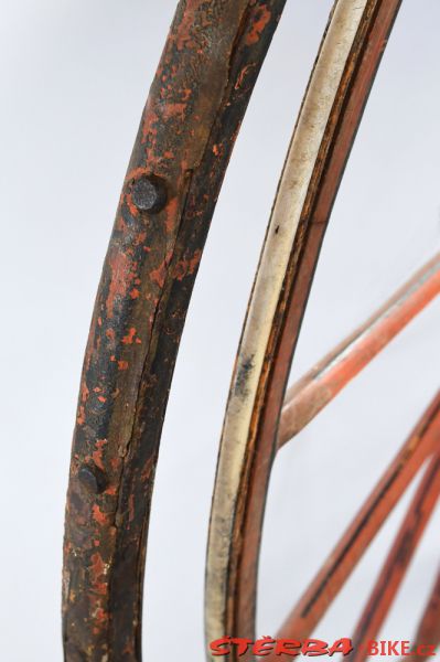 Wooden high wheel, made in France probably  – after a year 1874