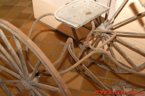 9/C. VELORAMA - early machines, Nijmegen – Netherlands