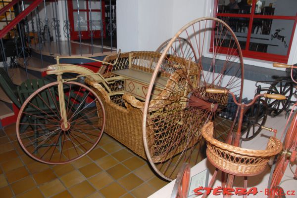 9/C. VELORAMA - early machines, Nijmegen – Netherlands