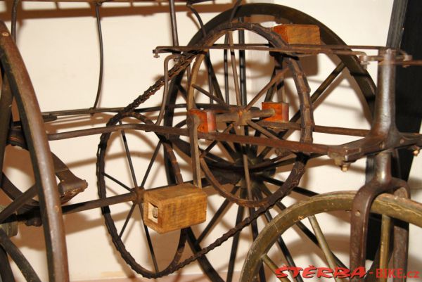 9/C. VELORAMA - early machines, Nijmegen – Netherlands