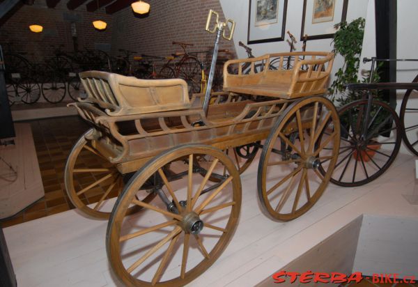 9/C. VELORAMA - early machines, Nijmegen – Netherlands