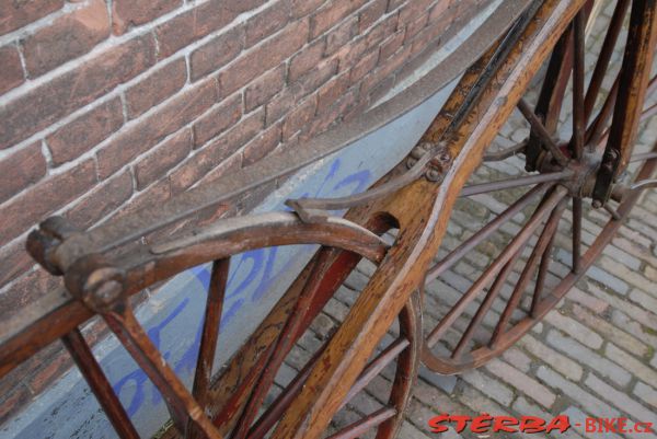 9/D. VELORAMA - velocipedy, Nijmegen – Holandsko