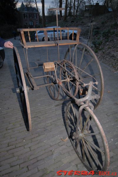 9/C. VELORAMA - early machines, Nijmegen – Netherlands