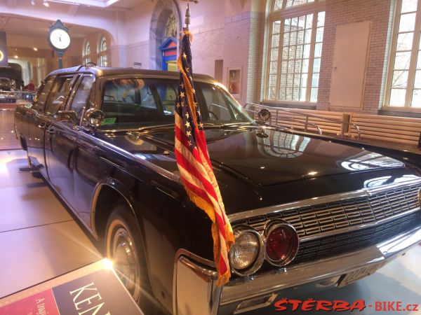 36/D - Ford Museum - President cars