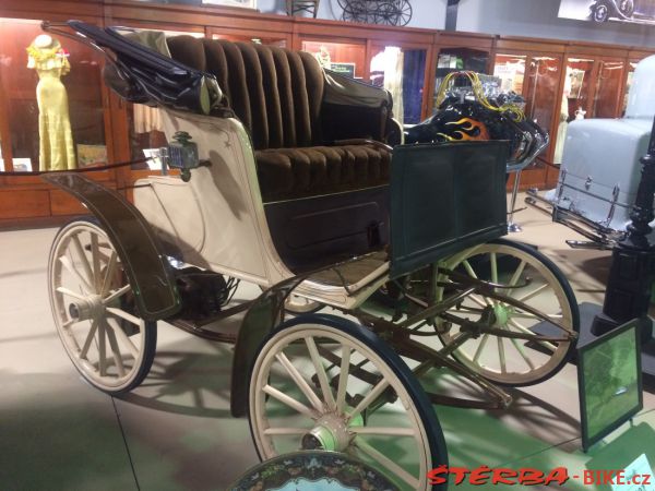 226/B – Pierce-Arrow Museum (cars), USA