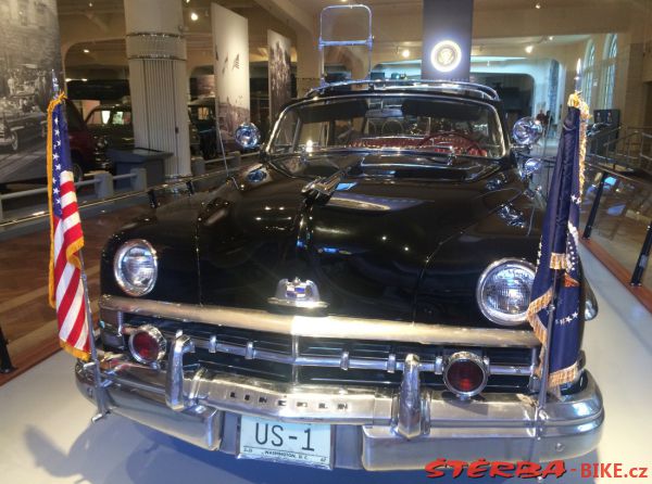 36/D - Ford Museum - President cars