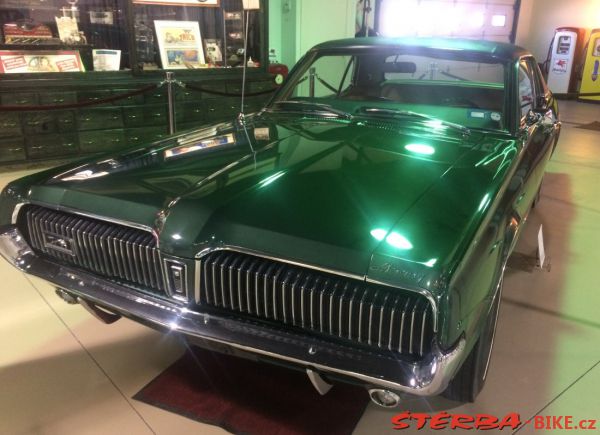 226/B – Pierce-Arrow Museum (cars), USA
