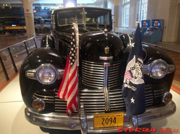 36/D - Ford Museum - President cars