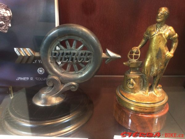 226/B – Pierce-Arrow Museum (cars), USA