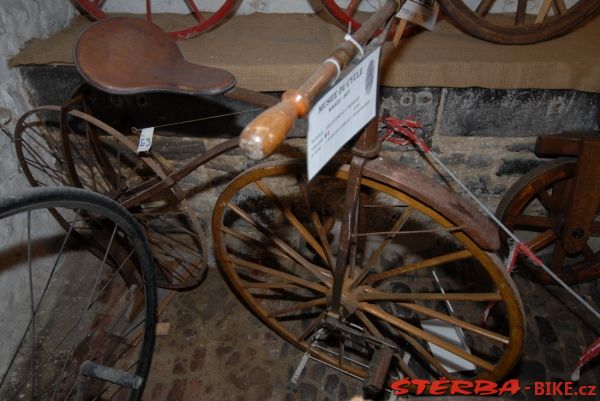 03. Cycle museum Roger Wery, Famelette castel (Huccorgne) – Belgie