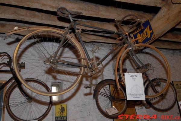 03. Cycle museum Roger Wery, Famelette castel (Huccorgne) – Belgie