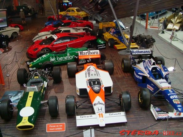 13/C National Motor Museum, Beaulieu – Anglie