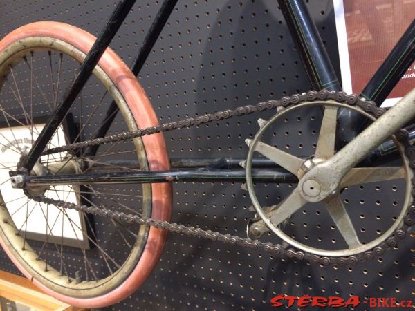 35/D. The Bicycle Museum of America - USA