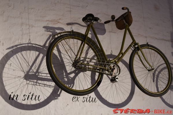 230 - BICYCLES! A Love Story