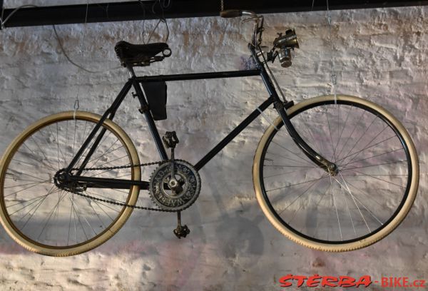 230 - BICYCLES! A Love Story