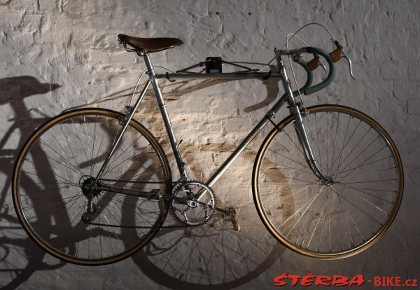 230 - BICYCLES! A Love Story