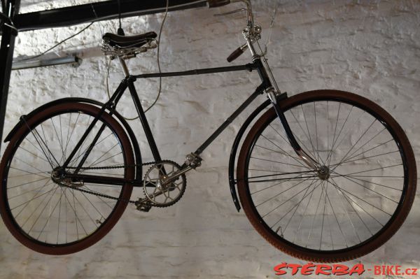 230 - BICYCLES! A Love Story