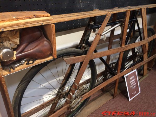 35/D. The Bicycle Museum of America - USA