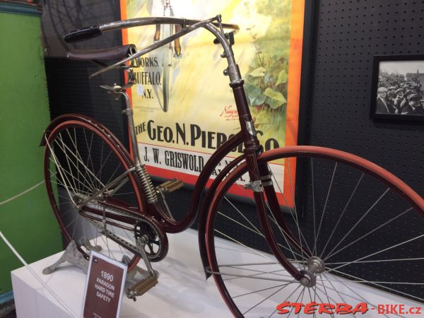 35/D. The Bicycle Museum of America - USA