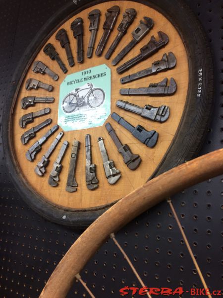 35/D. The Bicycle Museum of America - USA