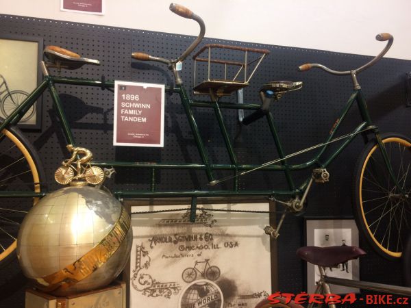 35/D. The Bicycle Museum of America - USA