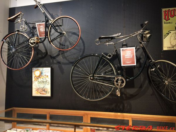 35/D. The Bicycle Museum of America - USA