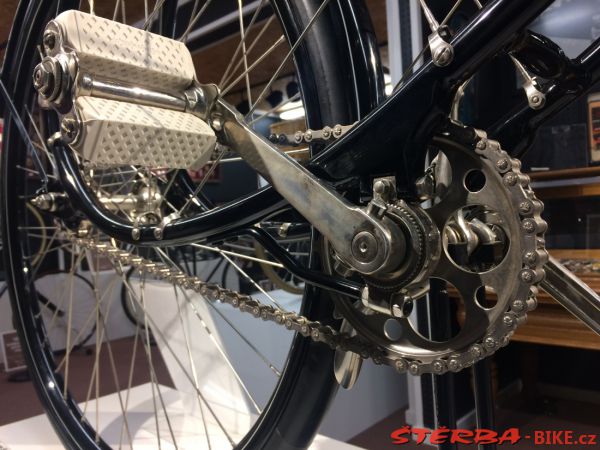 35/D. The Bicycle Museum of America - USA