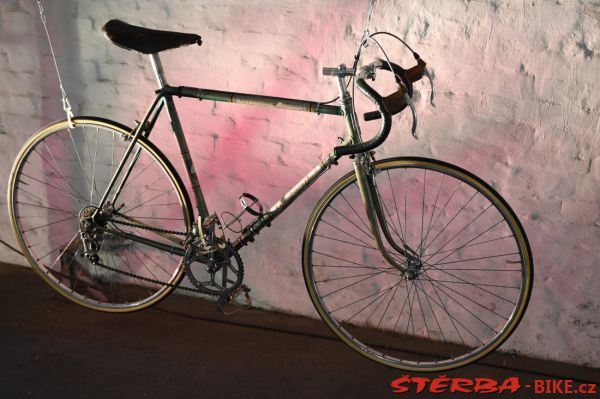 230 - BICYCLES! A Love Story