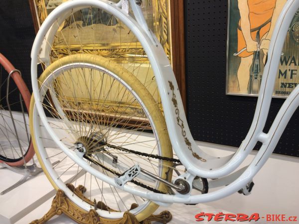 35/D. The Bicycle Museum of America - USA
