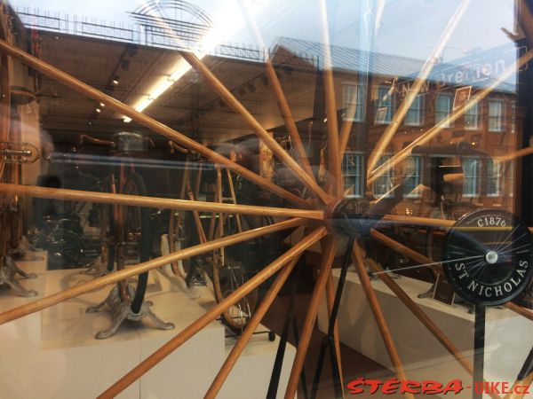 35/D. The Bicycle Museum of America - USA
