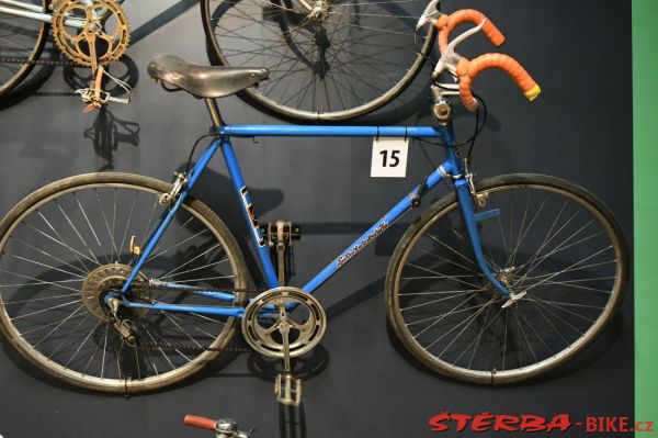 15. The Favorit F8 road bike, 1985