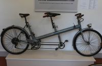 08/F. Moto velo musée, Domazan – France