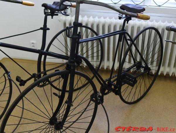 239/B - Kladno 2019 - Hlavsa výrobce
