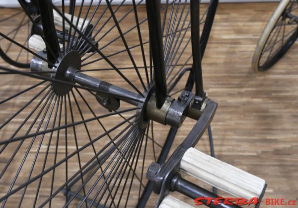 245 - Vysoká kola - Kolín