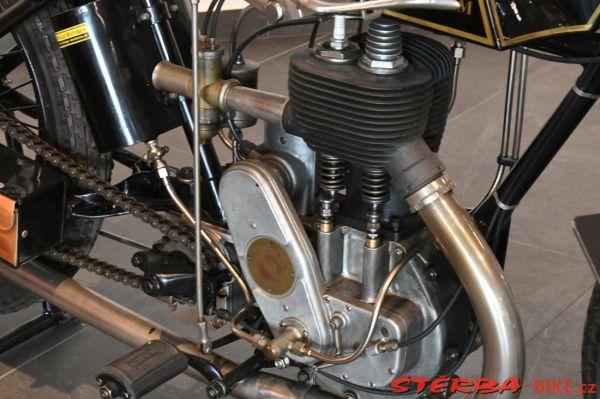 244/A - TOP Moutain Motorcycle Museum