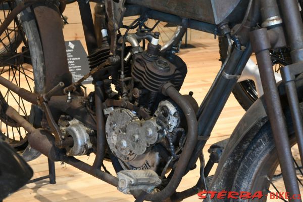 244/A - TOP Moutain Motorcycle Museum